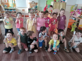"Мишкина мастерская: волшебство из ненужных вещей!" "Мишкина мастерская: волшебство из ненужных вещей!".