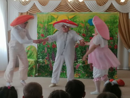 Театральная постановка "В мире грибов" Театральная постановка "В мире грибов".